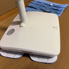 livease リヴィーズ コードレス電動モップ（水スプレー機能付き）EM-011Wの画像