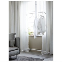 IKEA ハンガーラック の画像
