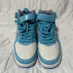 VANS可愛い🩷エナメルシューズ24㎝ 室内試着のみ  の画像