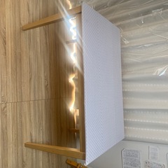 テーブル