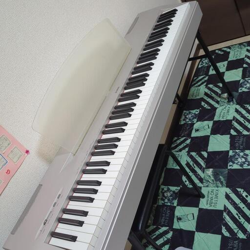 電子ピアノ