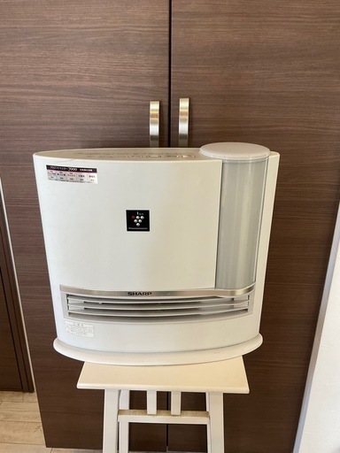 \nセラミックファンヒーター 加湿機能搭載