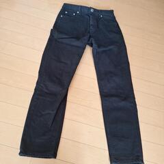 黒　スキニーパンツ　美品　