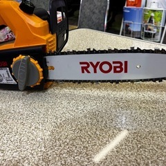 【展示会セール開催中！】✨美品✨リョービ　中古充電式チェンソーBCS1800 バッテリー充電器付き　定価34,430円税込
