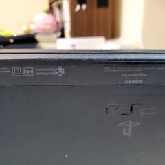 PS4　本体の画像
