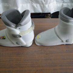 SPORTS AUTHORITY　スポーツオーソリティ　スキー靴　10S　20cm スキーブーツ　ウィンタースポーツ　冬　スポーツ用品の画像