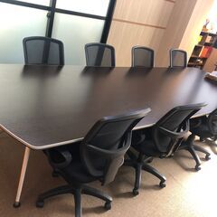 オフィス会議用テーブルをお譲りします。
