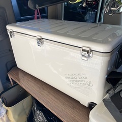 【定価12000円】釣具　クーラーボックス