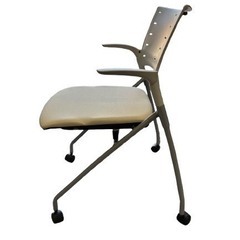 ITOKI　マノスチェア　スタッキングチェア   KLC-315GB-W8H8（在庫：4）の画像