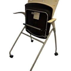 ITOKI　マノスチェア　スタッキングチェア   KLC-315GB-W8H8（在庫：4）の画像