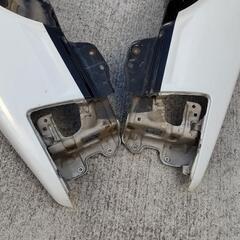 トヨタ 純正 AE86 カローラレビン　フロント フェンダー 左 右 白 黒 ツートン
　ハチロク　
旧車　トヨタ　パンダの画像