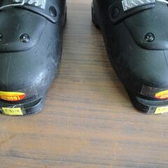 セール中につき、通常特価6,578円より2割引の5,262円!　HEAD　スキー靴　21～21.5cm Z2　スキーブーツ　ウィンタースポーツ　冬　スポーツ用品の画像