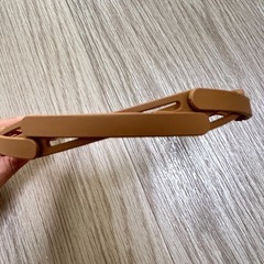 『値下げ』カチューシャ　折りたたみタイプ　ベージュの画像