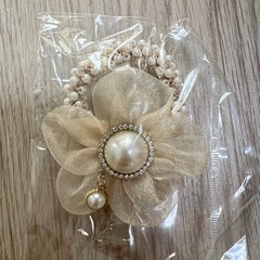 ヘアゴム　ベージュ