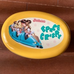 スペースワールドのお菓子の空き缶の画像