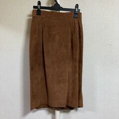 パブリック J 3ボタン スエード スーツ 羊皮の画像