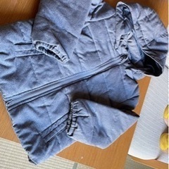 無印こども洗える中わたフードジャケットの画像
