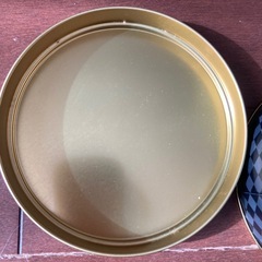 不思議の国のアリス　お菓子の空き缶の画像