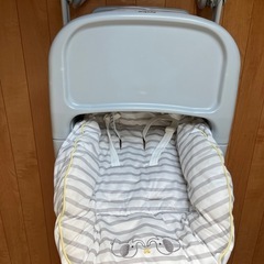 スイングベッド　aprica