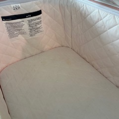 ベビーベッドの画像