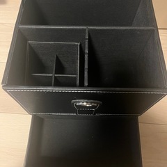 ニトリの化粧収納ボックスの画像