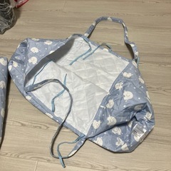 ふとん入れ　掛け布団の画像