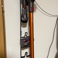 ダイソン　コードレス掃除機　Dyson V10 Fluffy S...