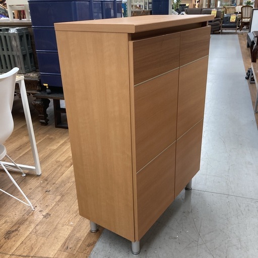 Une chaise au solie ホワイトクラシックスタイルサイドテーブル