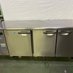 ホシザキテーブル形冷凍冷蔵庫