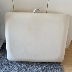 折り畳みエステベッドの画像