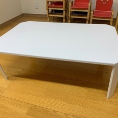 ニトリ ホワイト折りたたみテーブルシャインホワイト 75×50 ...