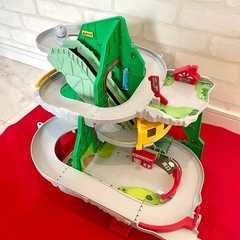 トミカ　トンネルくぐって　山登りドライブの画像