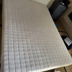 無料快適なダブルベッド高山市
