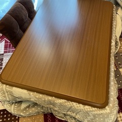 大きめのローテーブル兼こたつ、こたつ布団の画像