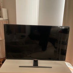 Hisense テレビ、テレビボード