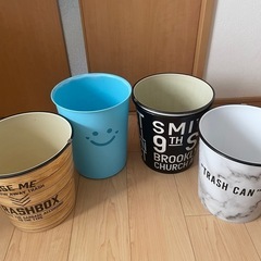 ゴミ箱5つ　