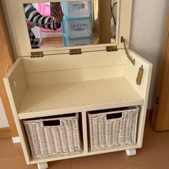 ドレッサー？の画像