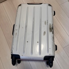 キャリーケースの画像