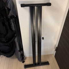 【お譲りします】折りたたみ式　電子ピアノ台の画像