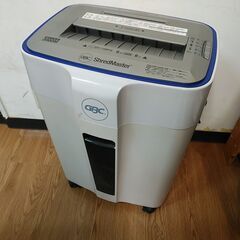 品質保証☆配達有り！3000円(税抜き）シュレッドマスター シュ...