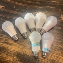 L E D電球100W相当　昼光色4個 電球色3個