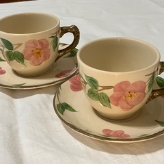 ヴィンテージ物
イギリス製ティーセット