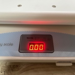  タニタ デジタルベビースケール 愛情 1584(ホワイト)の画像