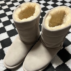 BEARPAWブーツ    の画像