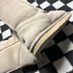 BEARPAWブーツ    の画像