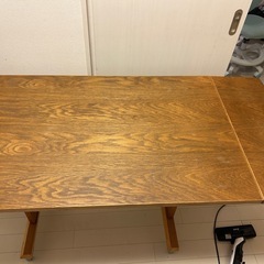 ダイニングテーブル