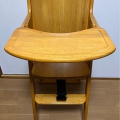 ベビーハイチェアの画像