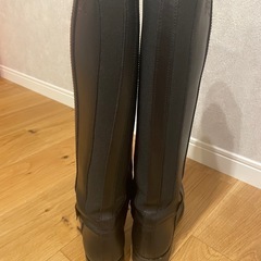革ブーツの画像