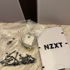 PCケースNZXT H210i ブラック ミニITXケースの画像