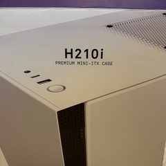 PCケースNZXT H210i ブラック ミニITXケースの画像